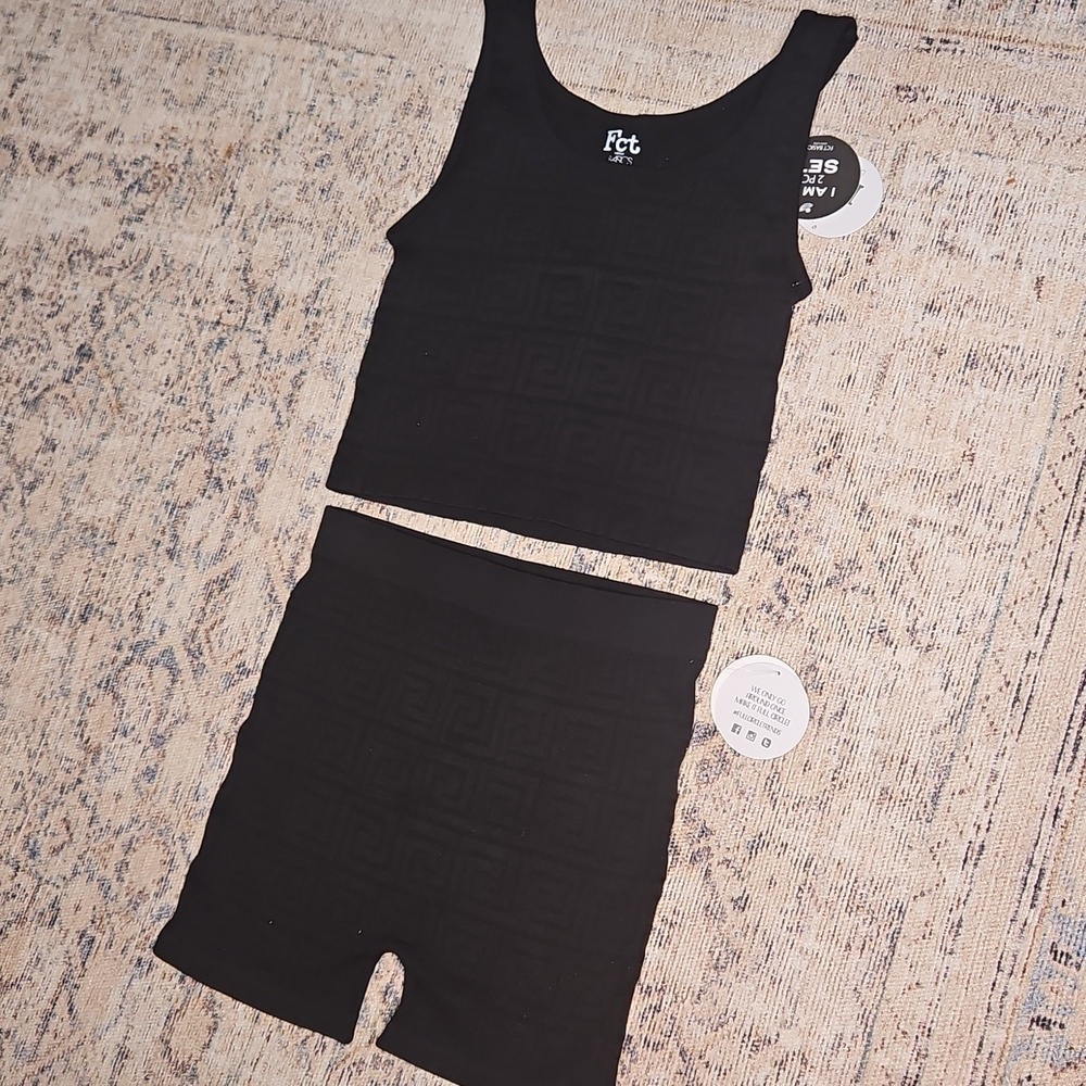 Women's Matching Cropped Tank and Biker Short Set - Givenchy- like Print